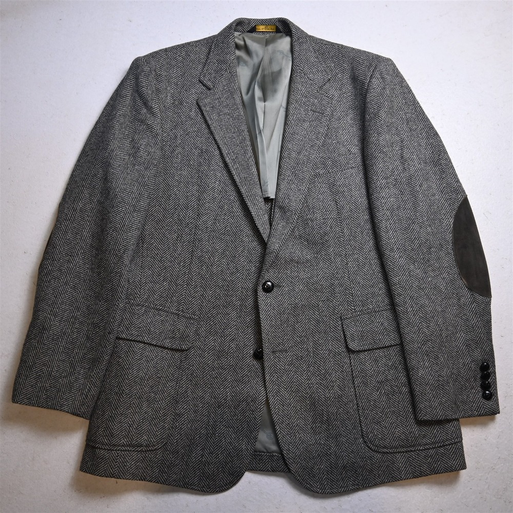 Vtg USA Made 42R Gray Herringbone 100% Wool Tweed Mens Blazer Jacket Sport Coat